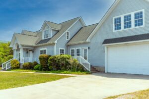 Inventory Rising, Market Tweaking: What Edmonton’s 2025 Mid-Year Stats Reveal